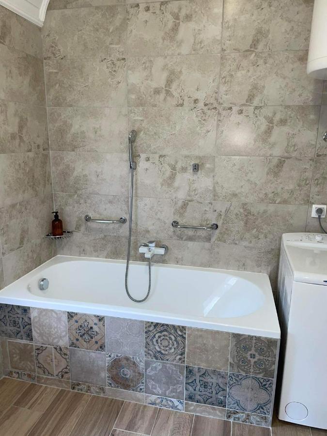 La Casa Tamaris Lägenhet Senta Exteriör bild