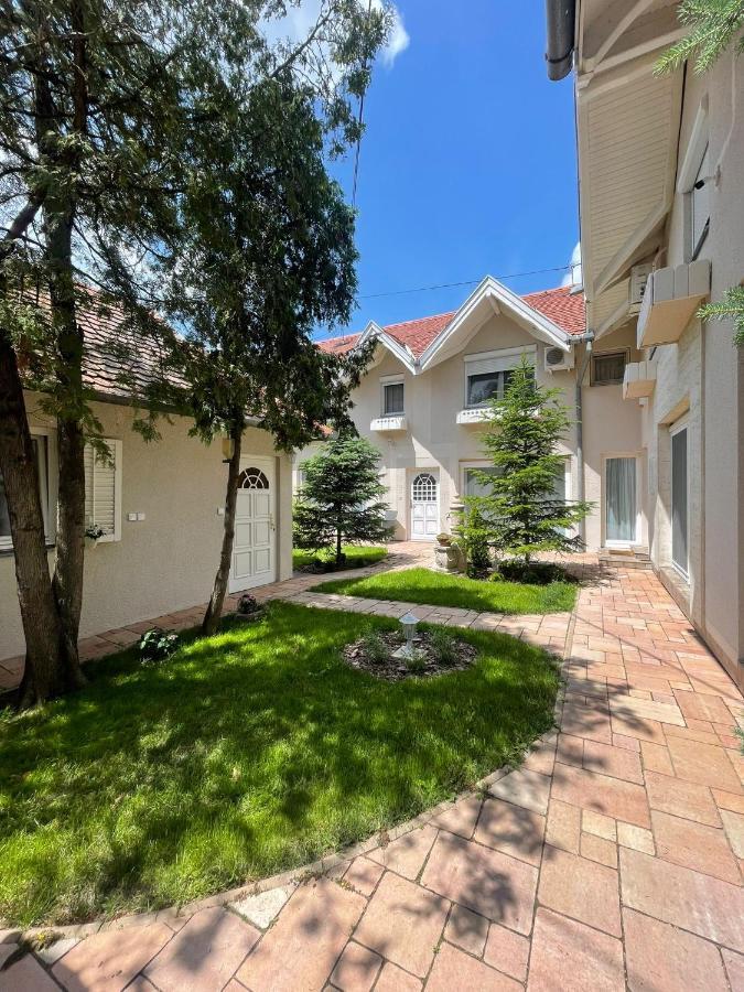 La Casa Tamaris Lägenhet Senta Exteriör bild